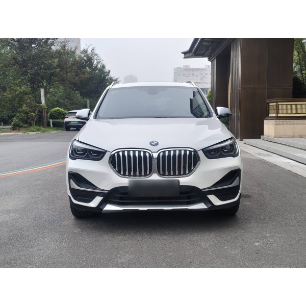 The 2022 BMW X1 sDrive20Li Premium Edition